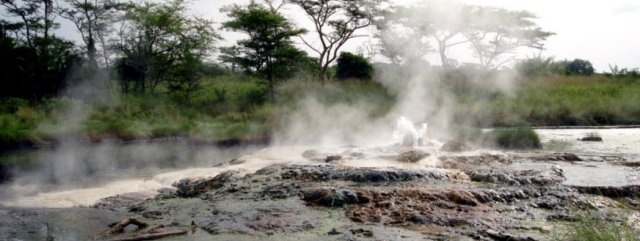 Kibiro Salt Gardens and Hot Springs Guide