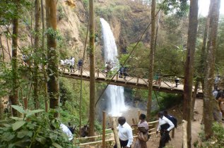 Kisiizi Waterfall