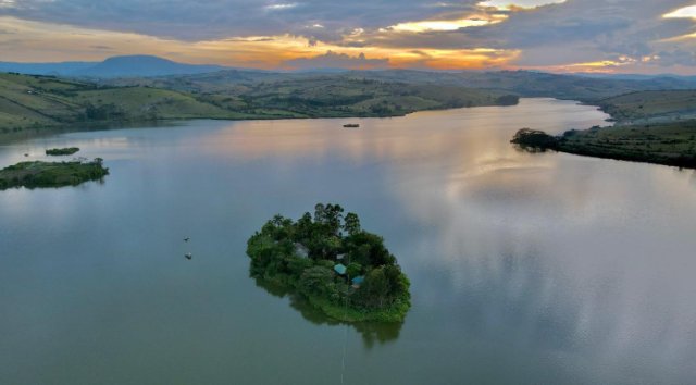 Lake Nyabihoko Guide
