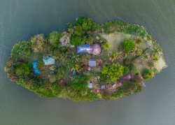 Lake Nyabihoko Island Resort