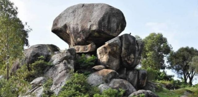 Karegyeya Rock